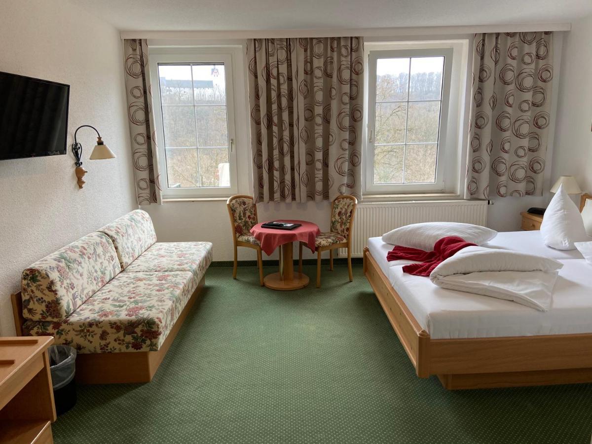 Hôtel Muldenschlosschen à Lunzenau Extérieur photo