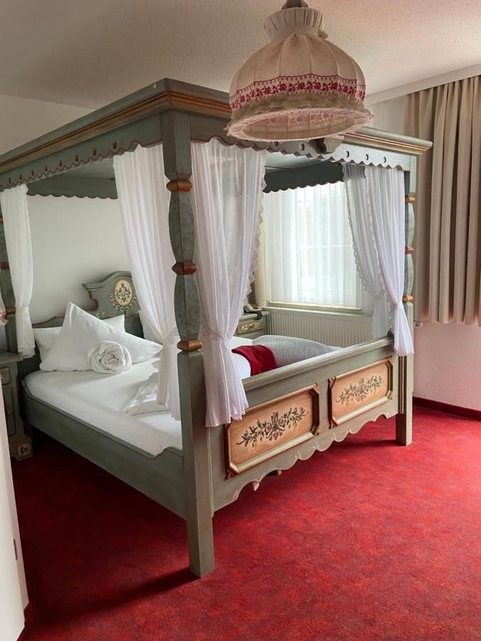 Hôtel Muldenschlosschen à Lunzenau Extérieur photo
